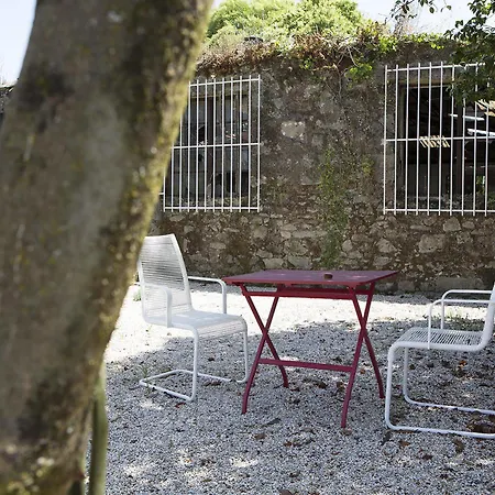 Ox B Arts Apartmán *