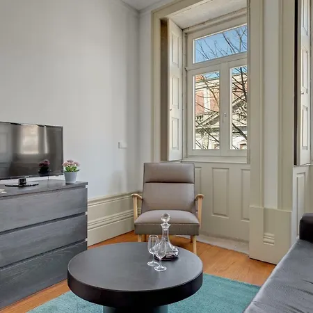 Ox B Arts Apartmán *